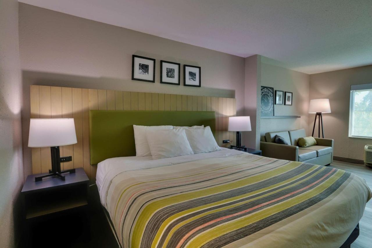 Country & By Radisson, Gateway, Ga Hotel Georgetown