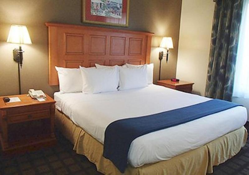 Hotel Country & By Radisson, Savannah Gateway, Ga 3*