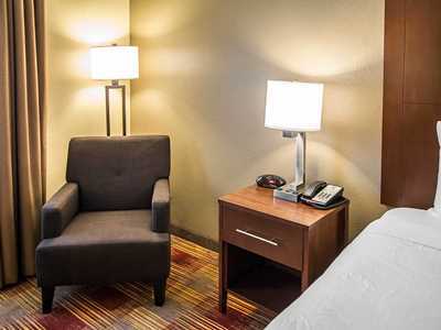 Hotel Country & By Radisson, Savannah Gateway, Ga