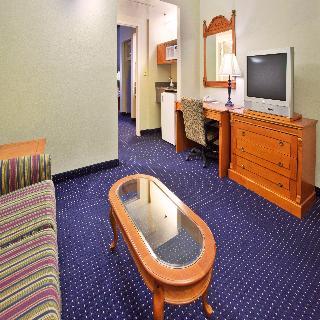 Country & By Radisson, Savannah Gateway, Ga
