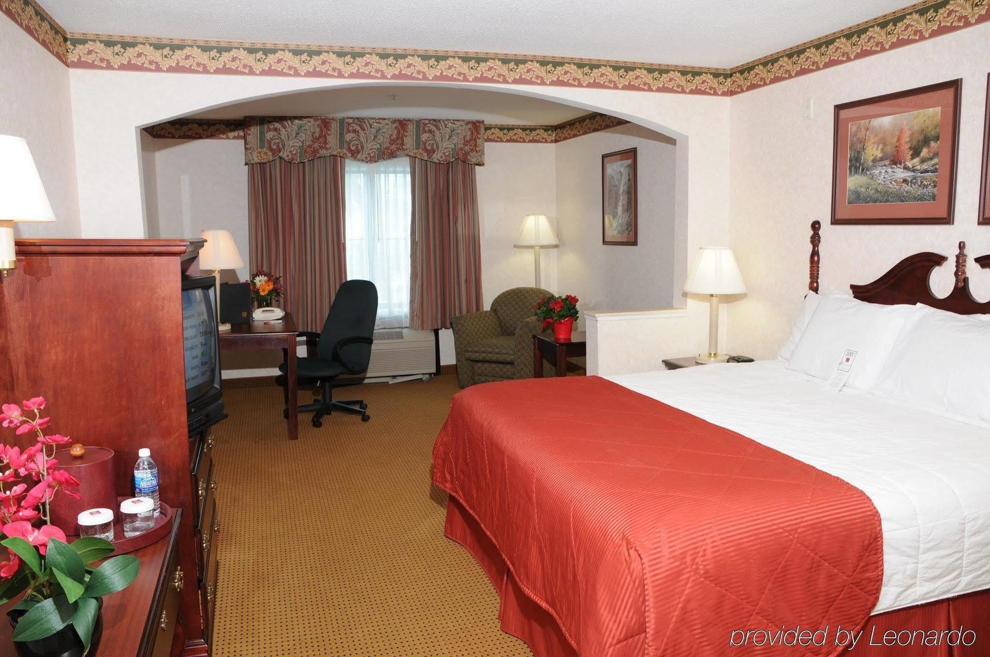 Hotel Country & By Radisson, Gateway, Ga Georgetown